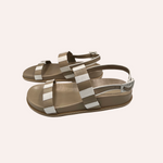 Carregar imagem no visualizador da galeria, Sandália Listrada Fendi / Branco