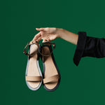 Carregar imagem no visualizador da galeria, Sandália Eduarda Bege e Preto