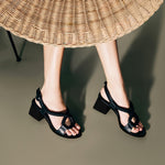 Carregar imagem no visualizador da galeria, Sandália Alta Vicky Preta