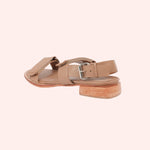 Carregar imagem no visualizador da galeria, Sandália Velcro Lontra