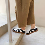 Carregar imagem no visualizador da galeria, Tênis Carol Branco e Preto