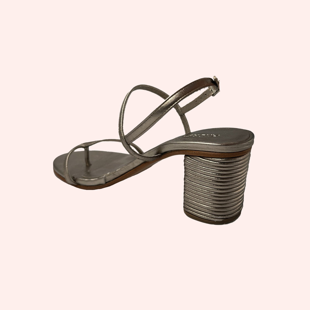 Sandália Amanda Prata Velha