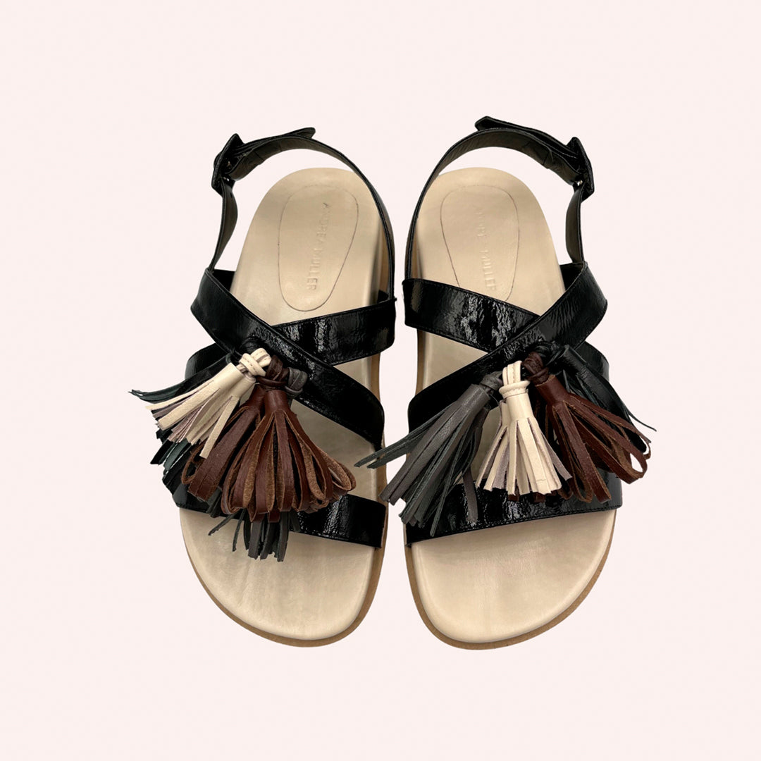Sandália Amora Preto e Crema