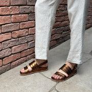 Sandália Bettina Cobre