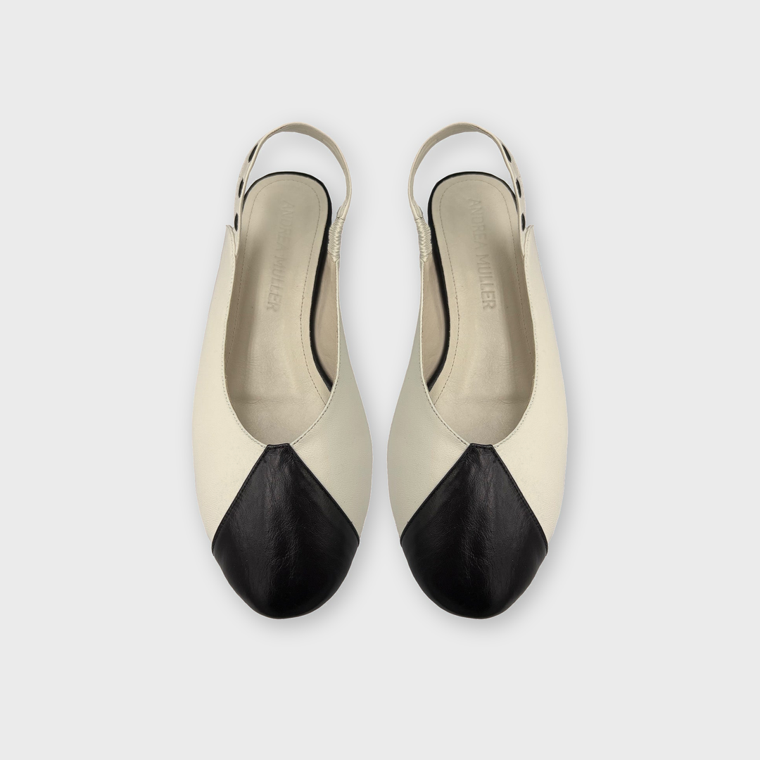 Sapatilha Alinhavo Off White/Preto